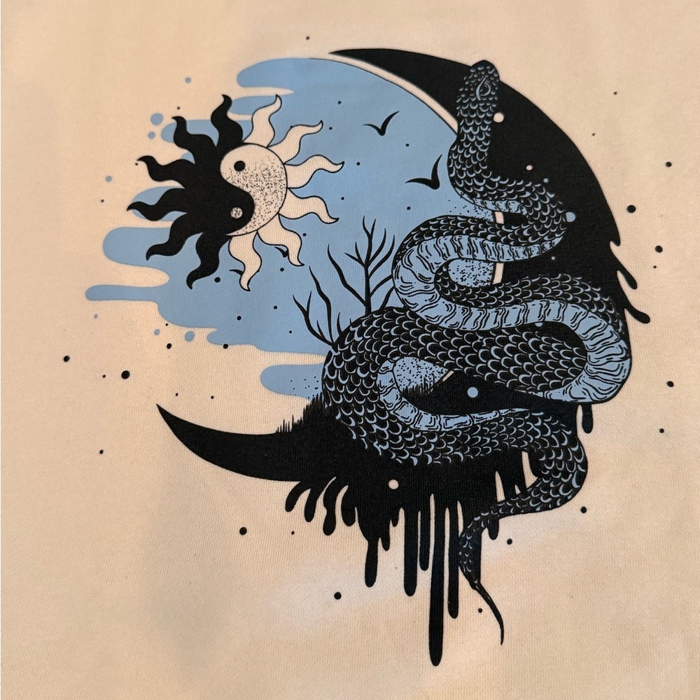 Earthbound Trading Company Sweatshirt - Picture 3 of 8